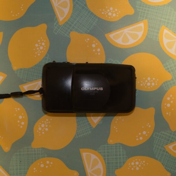 Olympus Infinity Stylus Zoom 35-70mm Film Camera Near Mint - Read Description - Picture 4 of 10